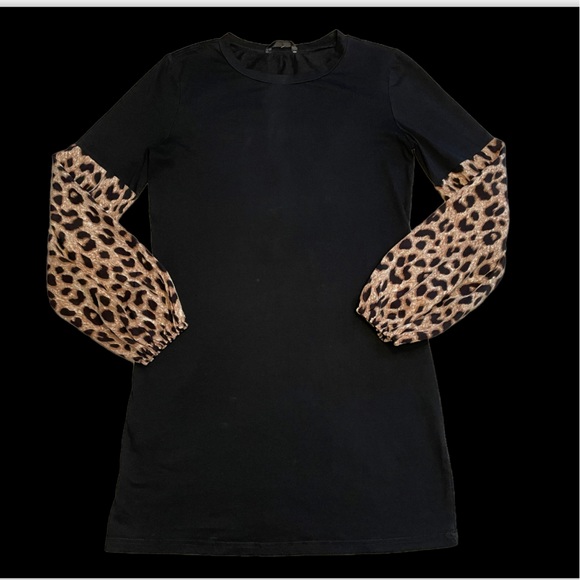 Black Dress with Leopard Printed Sleeves - Picture 15 of 16